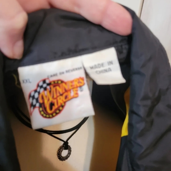 Vintage Dale Jarrett NASCAR Jacket #88. Size XXL - Picture 9 of 11